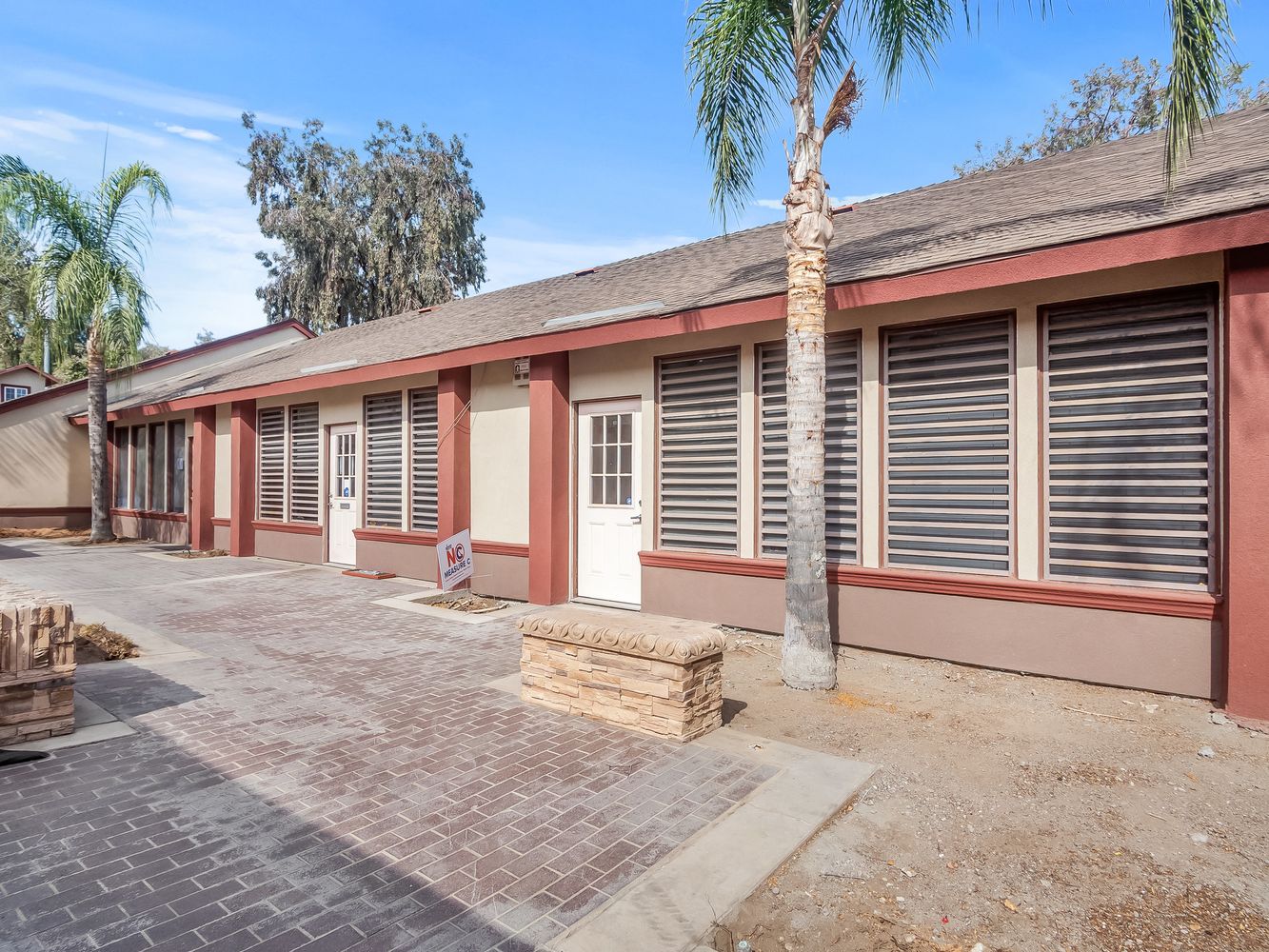 ±2,369 SF Of Office Space Available In Fresno, CA - 4991 E McKinley Ave ...